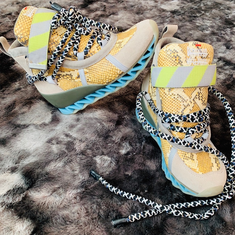 Camper Together x Bernhard Willhelm. Himalayan